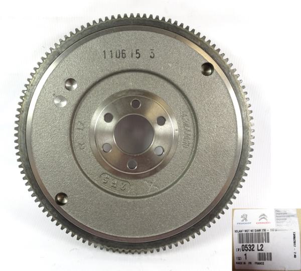 ORGINAL Schwungrad Citroen Peugeot 1.4HDI  0532L2